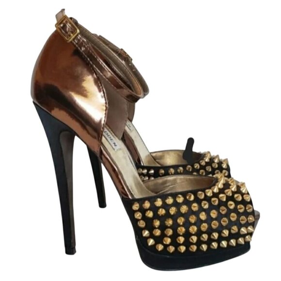 Steve Madden Obstcl-S Black Bronze Studded Peep Toe Heels Gold Spikes Womens 7M - Picture 2 of 8